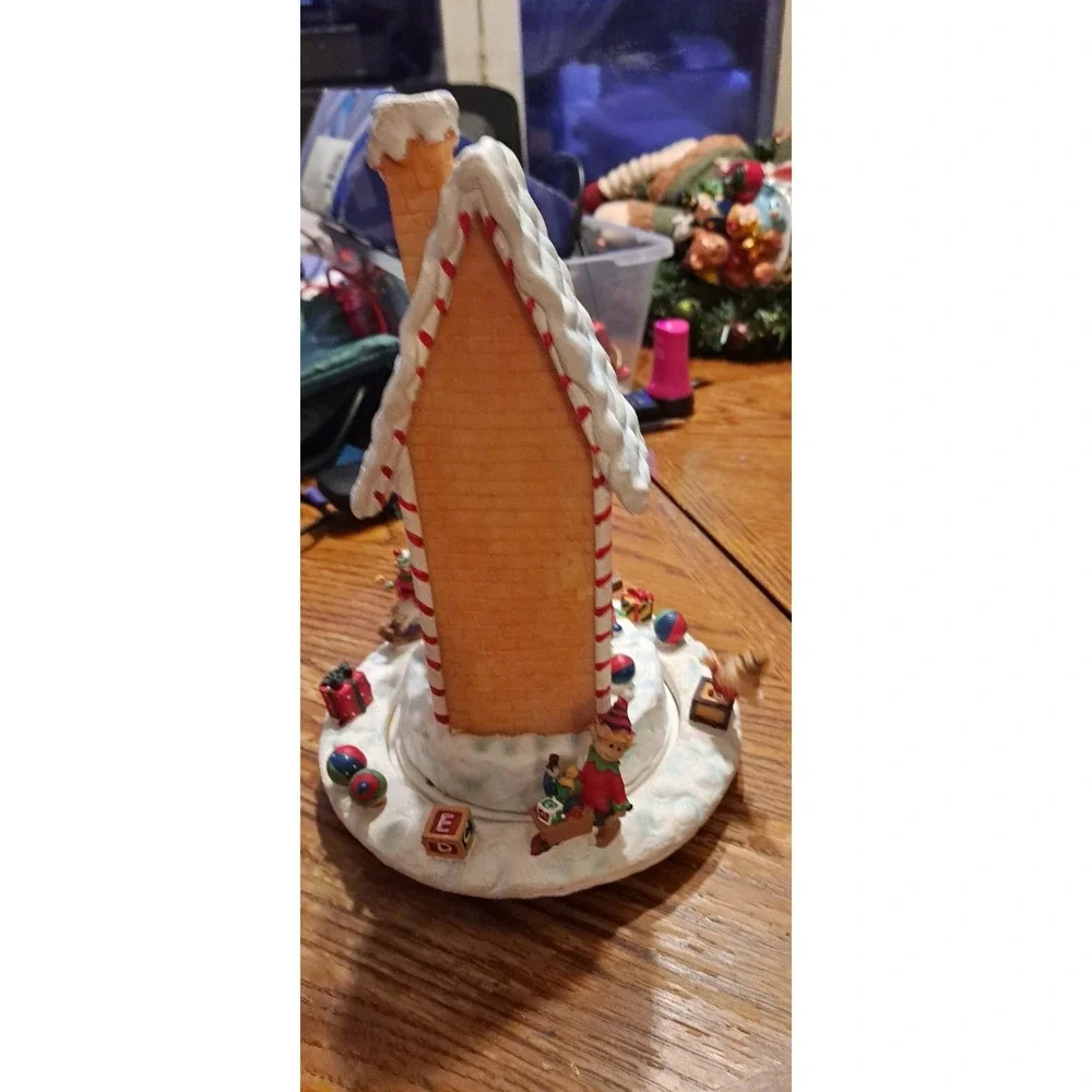 Home Interiors Santa's Workshop Rotating Musical Music Box Christmas‎ Decor